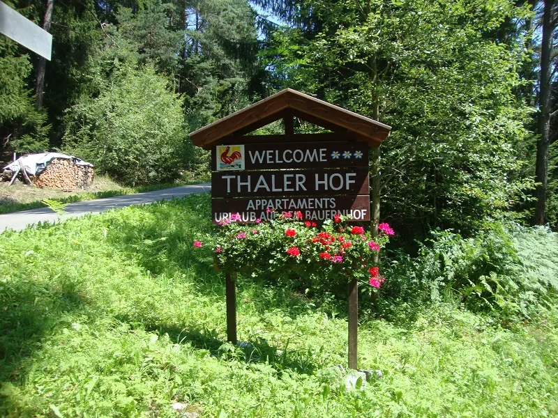 Hof & Haus – Foto 1